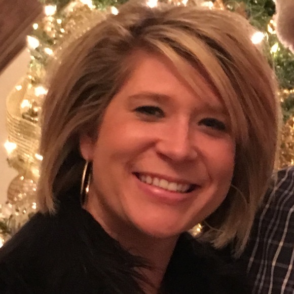 Meet your Posher, Mariah - Picture 1 of 1